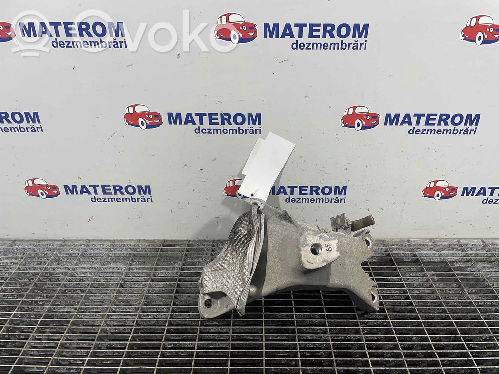 Engine mount bracket   8K0199308BE