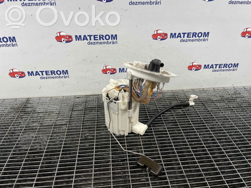 Bomba interna de combustible   8K0919050L