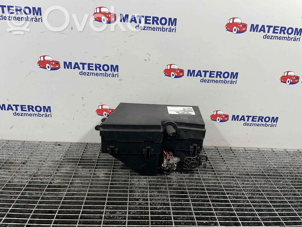 Mazda CX-7 Fuse module 