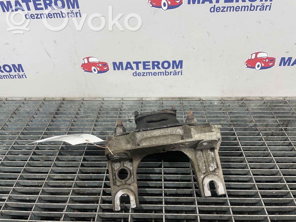 Renault Twingo III Engine mount bracket 