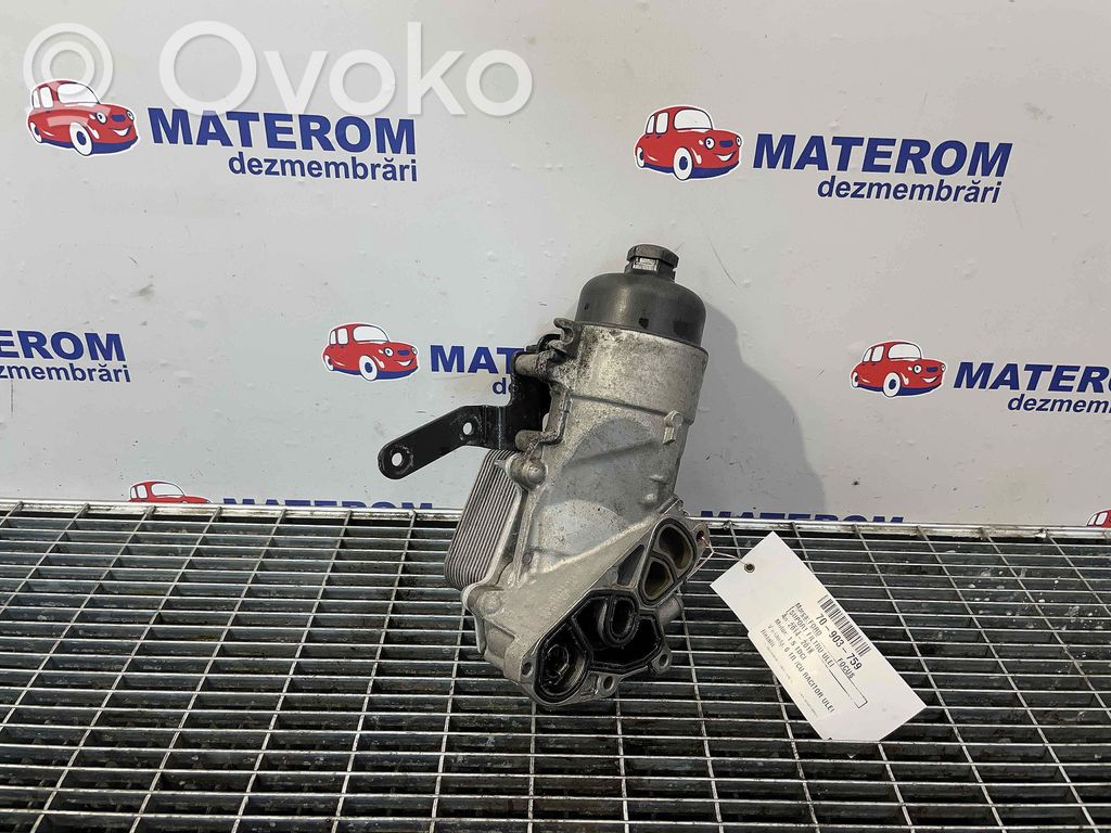 Ford Focus Oil filter mounting bracket 