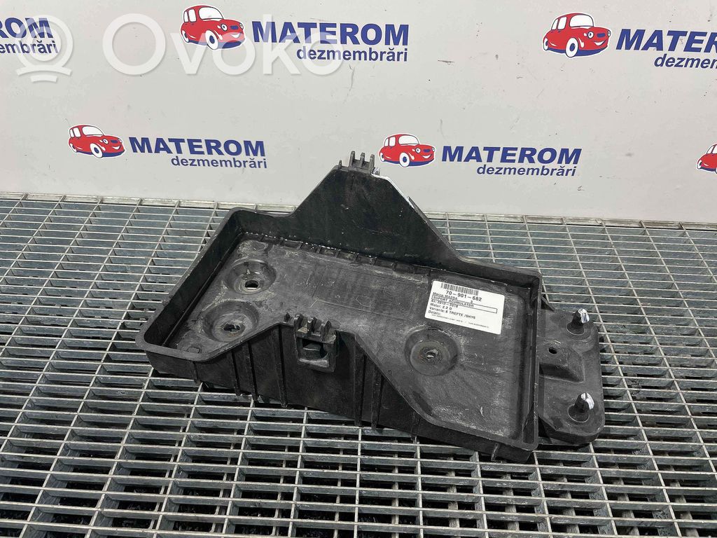 Mazda 3 II Engine mount bracket 