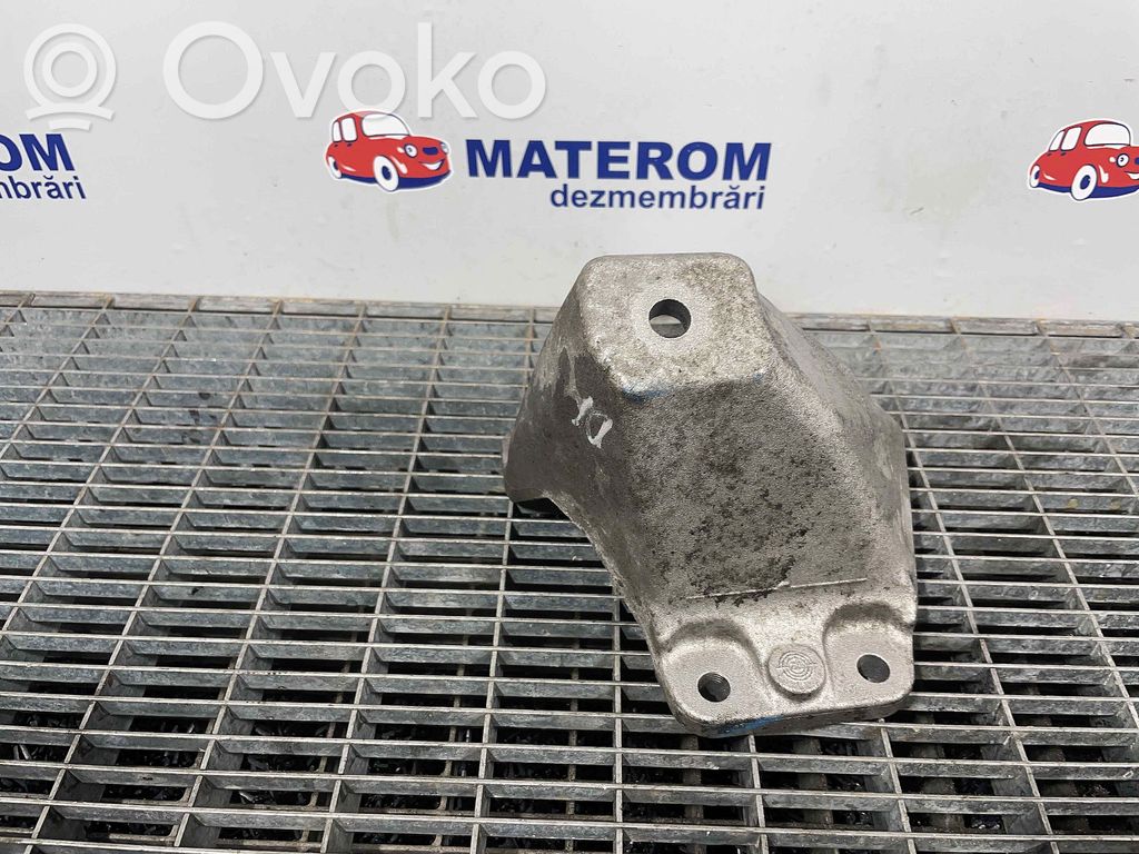 BMW 5 F10 F11 Supporto di montaggio del motore 