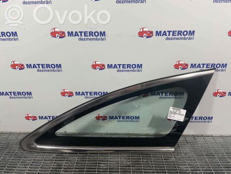 Hyundai i30 Заднее боковое стекло кузова 