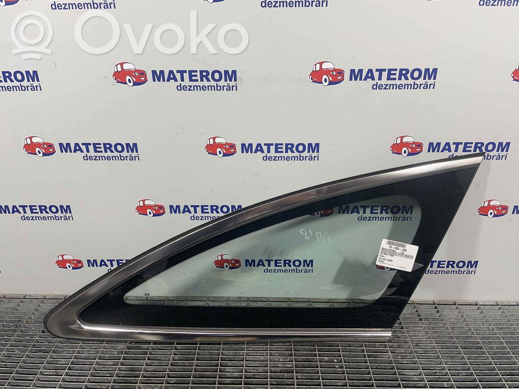 Hyundai i30 Geam lateral spate 