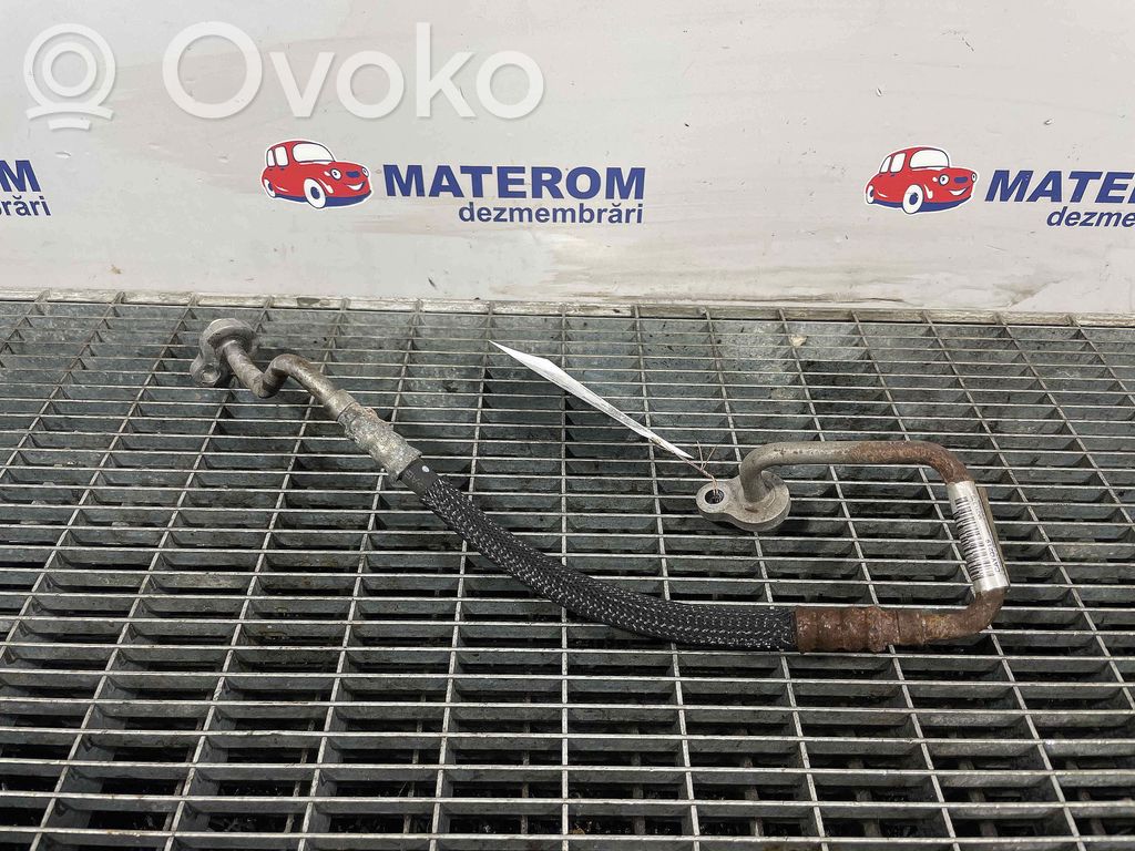 Ilmastointilaitteen putki (A/C)   31332531