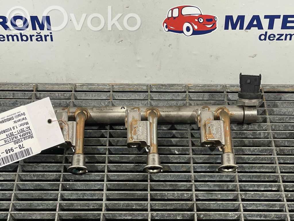 Ford Focus Fuel main line pipe 