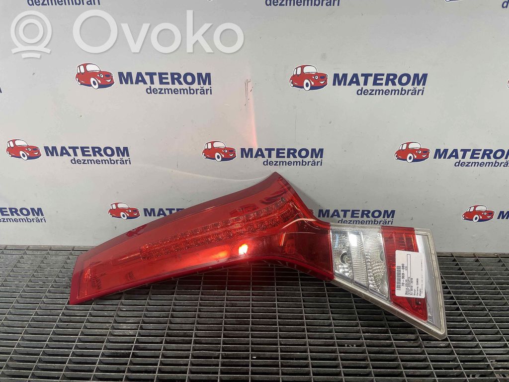Volvo V70 Takaluukun takavalot