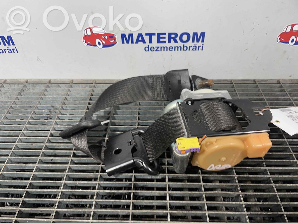 Opel Insignia B Cinturón trasero 