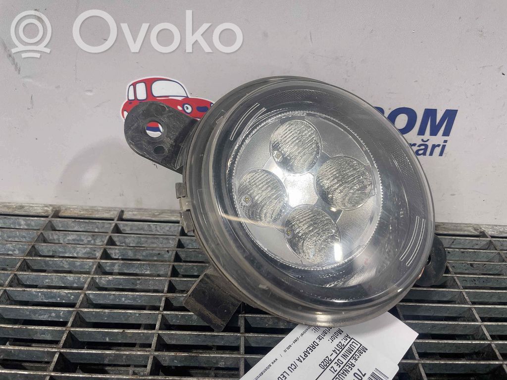 Renault Twingo III LED Daytime headlight 