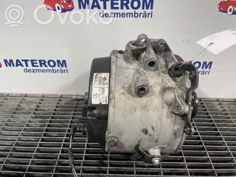 Mercedes-Benz C W203 Alternador
