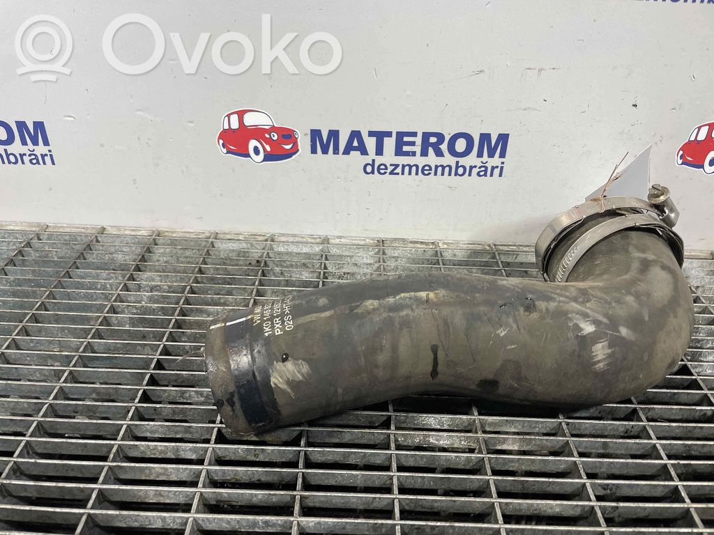 Furtun/conductă intercooler   1K0145832AA