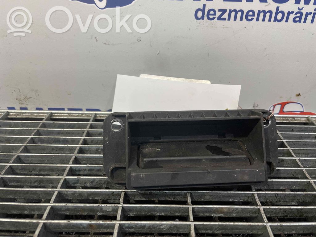 Mercedes-Benz C W204 Maniglia esterna del portellone posteriore/bagagliaio