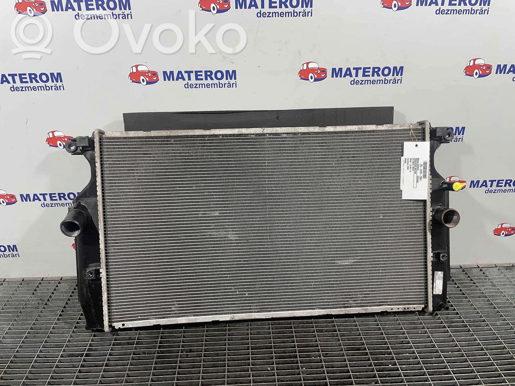 Toyota Avensis T270 Radiatore di raffreddamento 