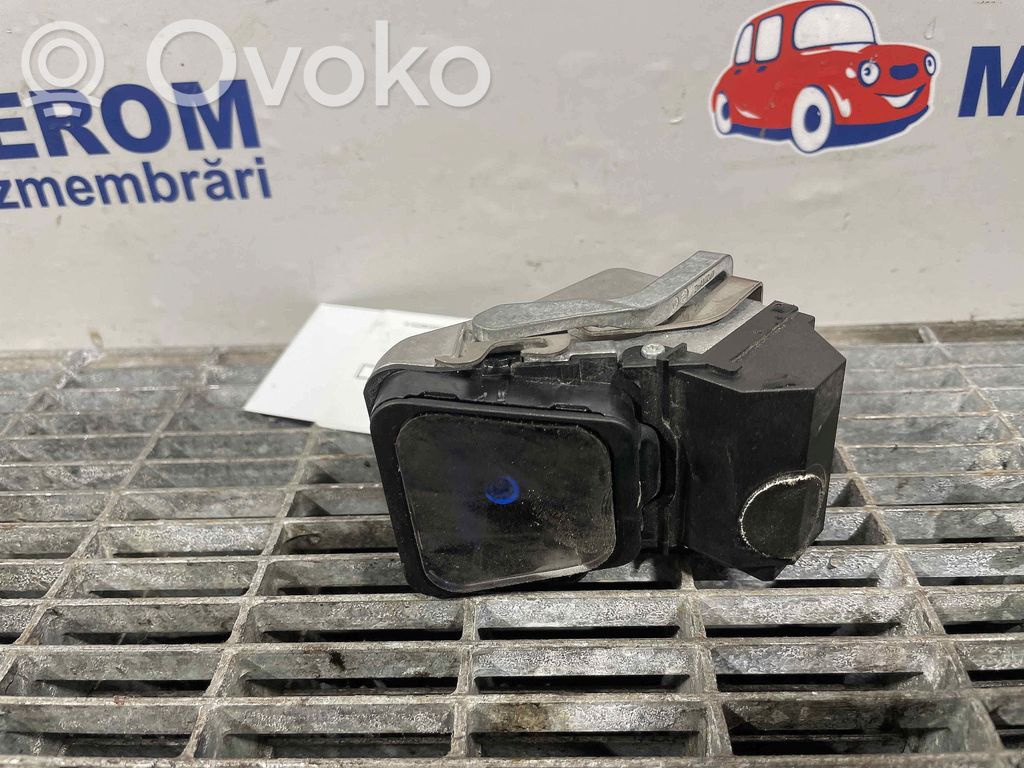 Mitsubishi L200 Reversing camera 