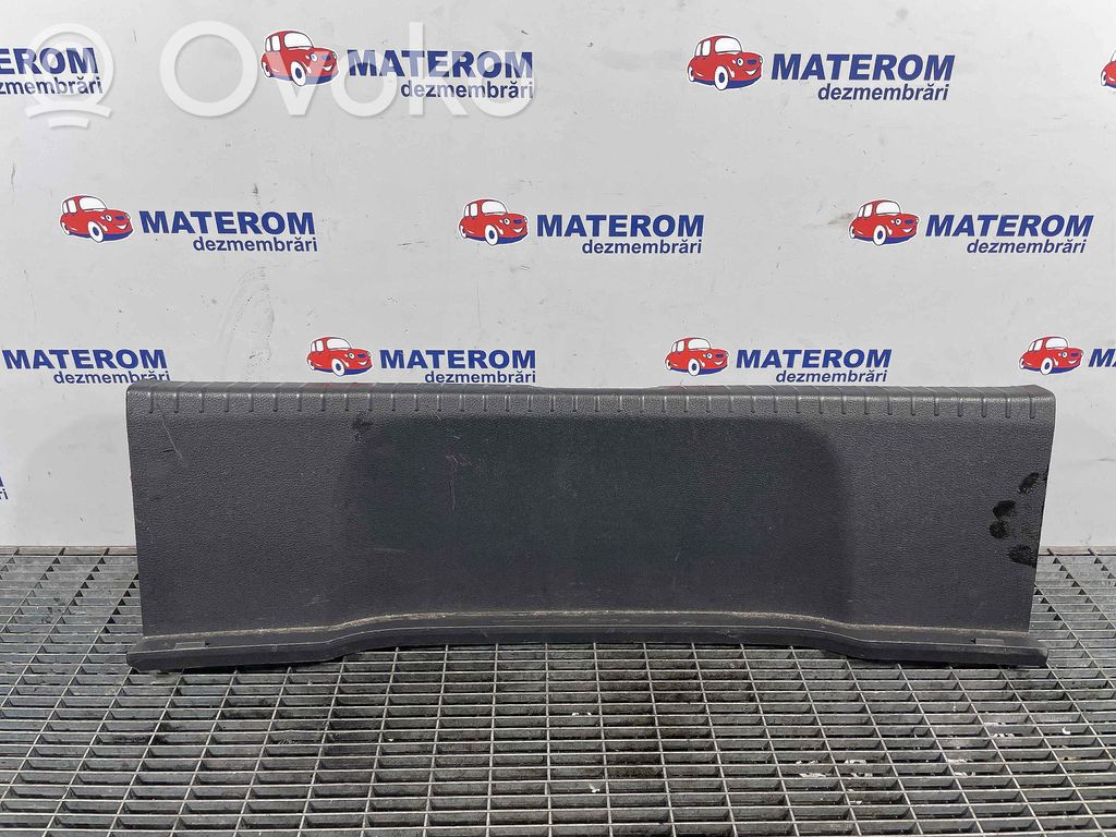 Volkswagen PASSAT B8 Rivestimento portellone posteriore/bagagliaio 