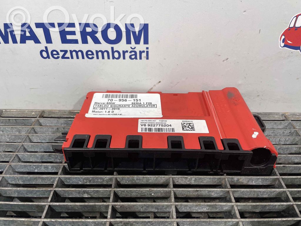 BMW 1 F20 F21 Sicherung des Batterierelais