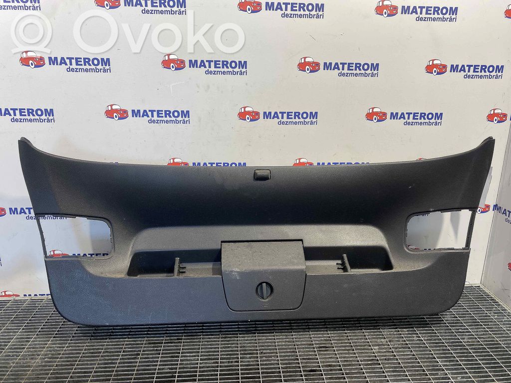 Volkswagen Golf VII Rivestimento portellone