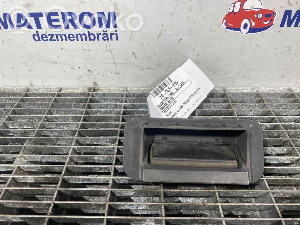 Mercedes-Benz E W212 Uchwyt / Rączka zewnętrzna otwierania klapy tylnej / bagażnika