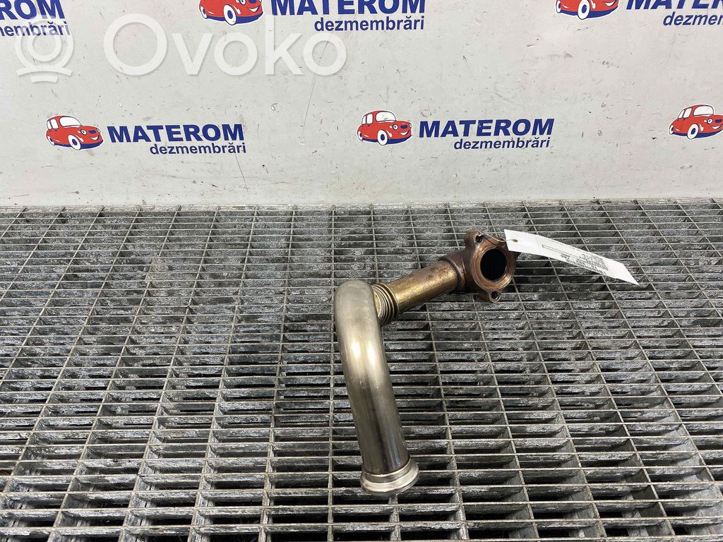 Chrysler 300C Tuyau de raccordement solide EGR