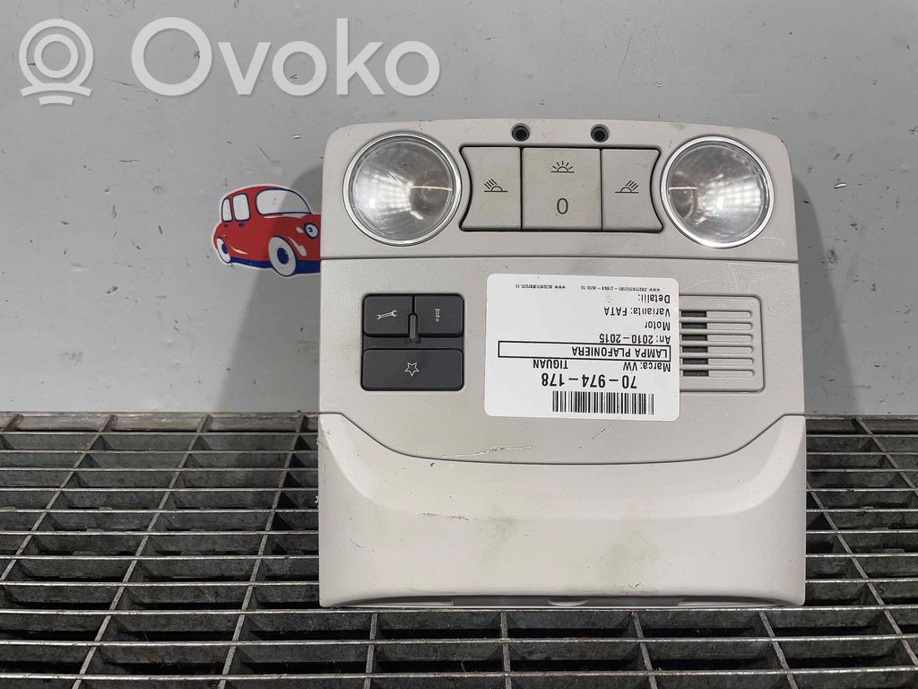 Volkswagen Tiguan Consola de luz del techo 