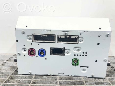 Radio / CD-Player / DVD-Player / Navigation   32247694