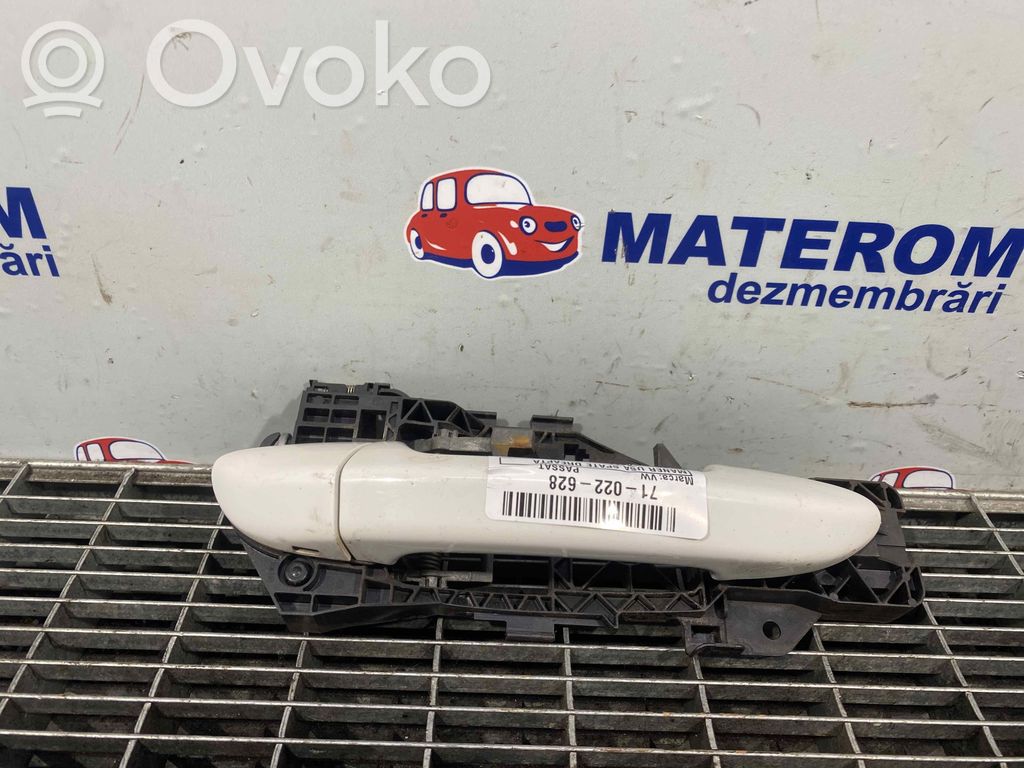 Volkswagen PASSAT B7 Maniglia esterna per portiera posteriore