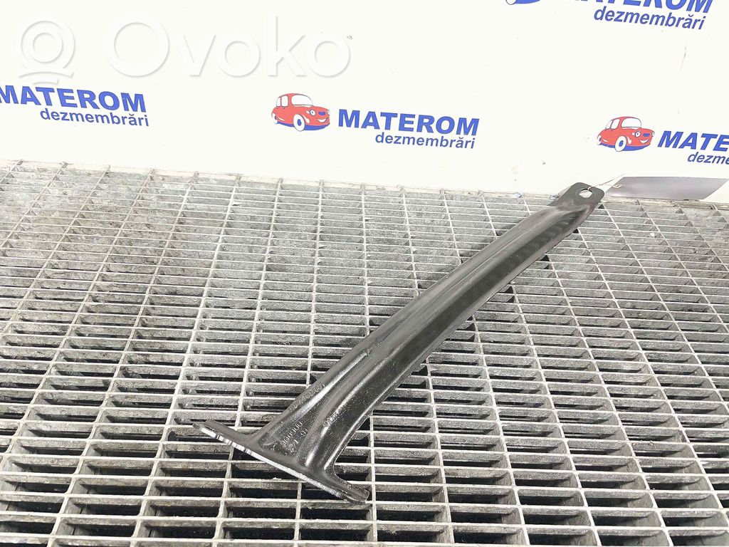Mercedes-Benz C W205 Supporto di montaggio del motore