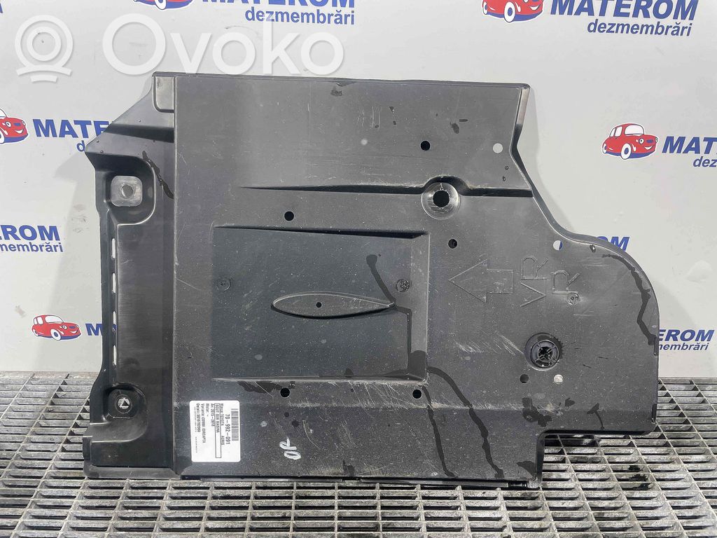 Toyota Auris E180 Sonstiges Einzelteil Unterboden