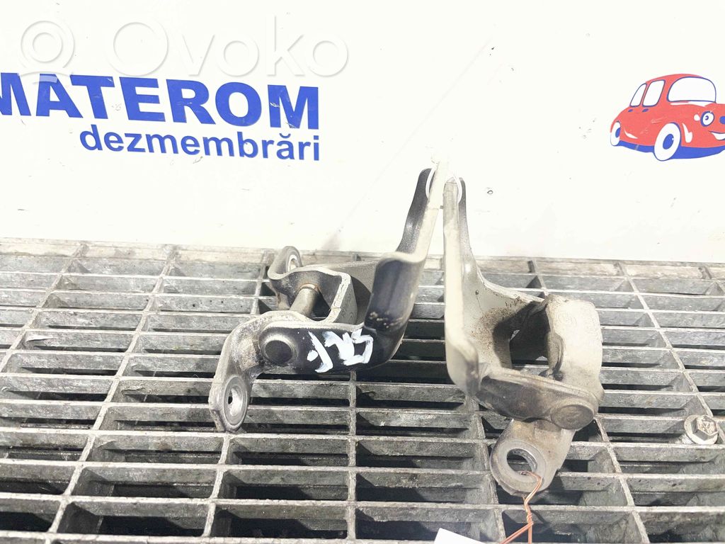 Subaru XV I Engine bonnet/hood hinges 