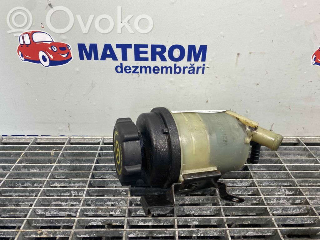 Ford Mondeo MK IV Ohjaustehostimen nestesäiliö 