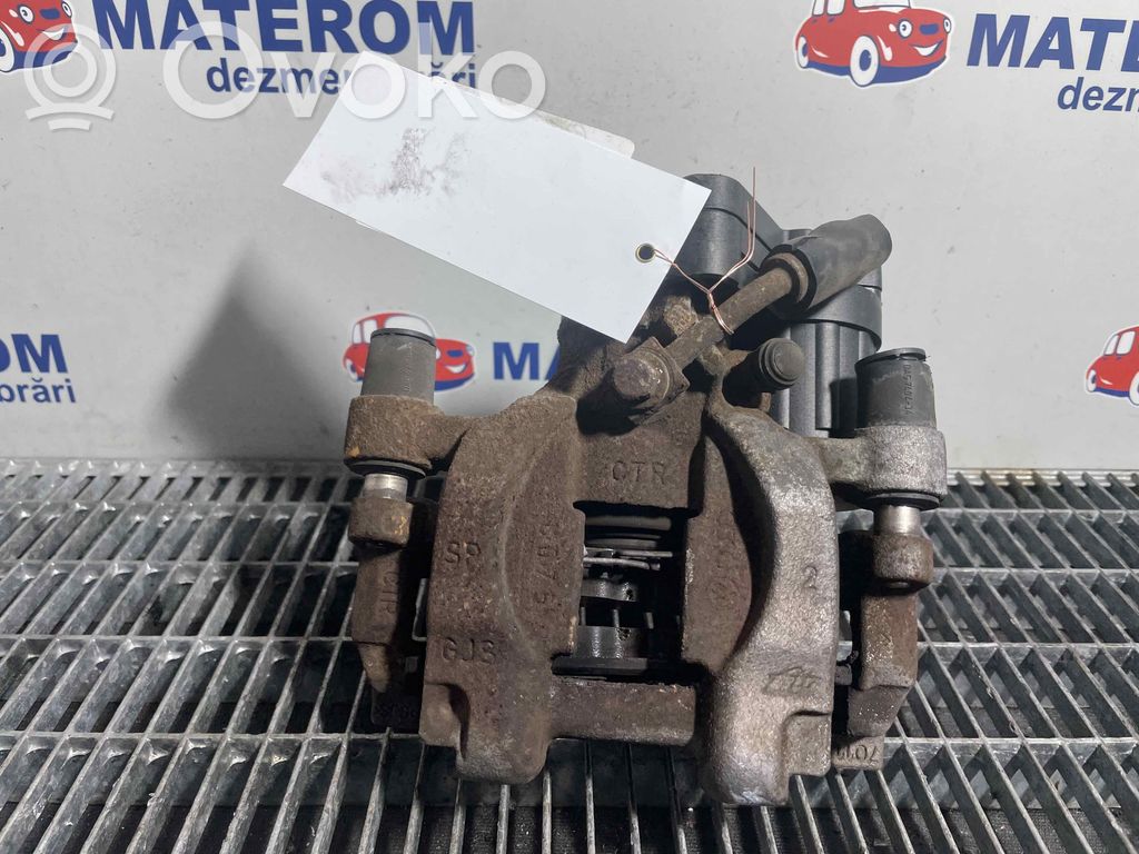 Volkswagen PASSAT B8 Pinza del freno posteriore 