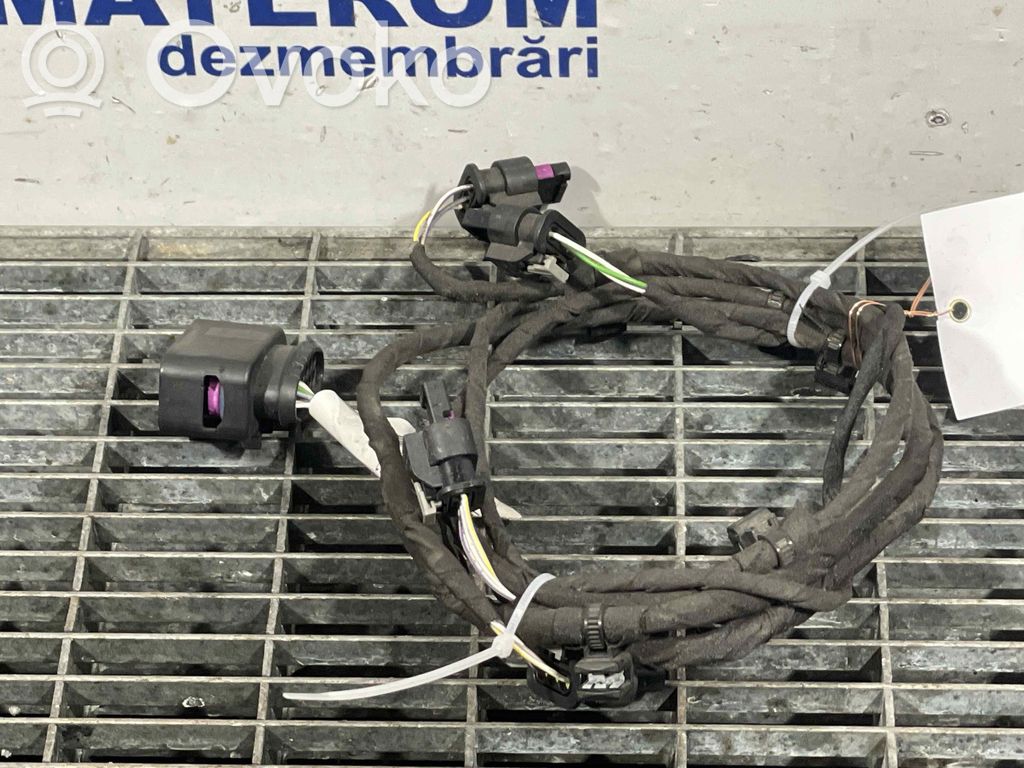 Skoda Karoq Wiązka przewodów silnika 