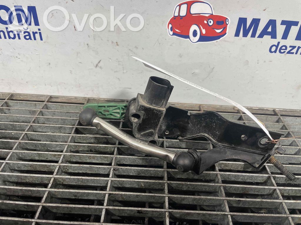 Volkswagen PASSAT B8 Headlight/headlamp level sensor 