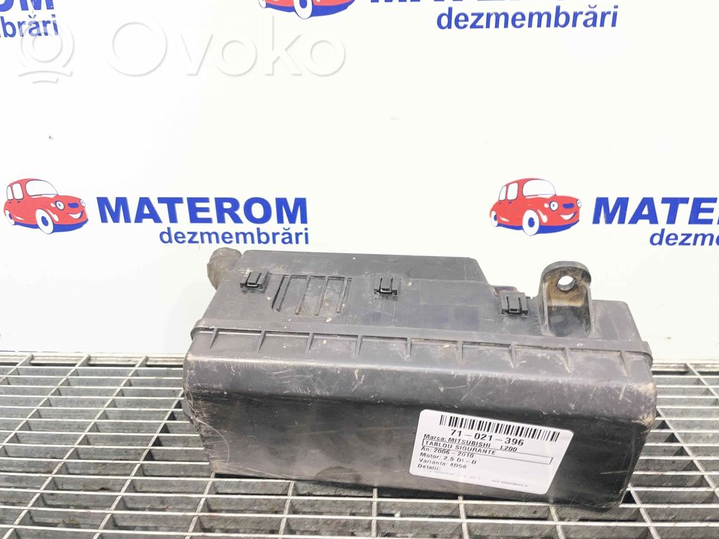 Módulo de fusible   MN141330