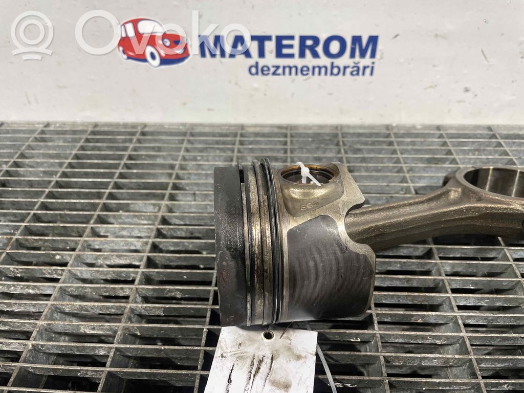 Volkswagen Amarok Mäntä 