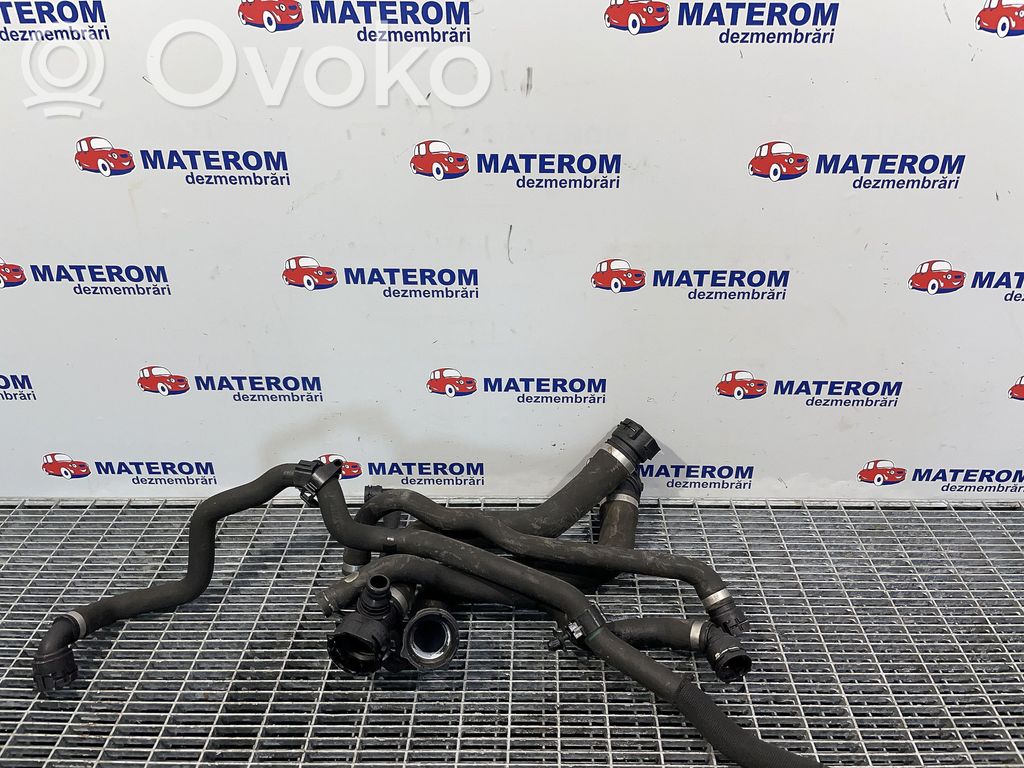 BMW X1 E84 Tubo flessibile del liquido di raffreddamento del motore 