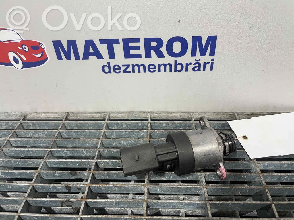 Czujnik ciśnienia paliwa   13517797875