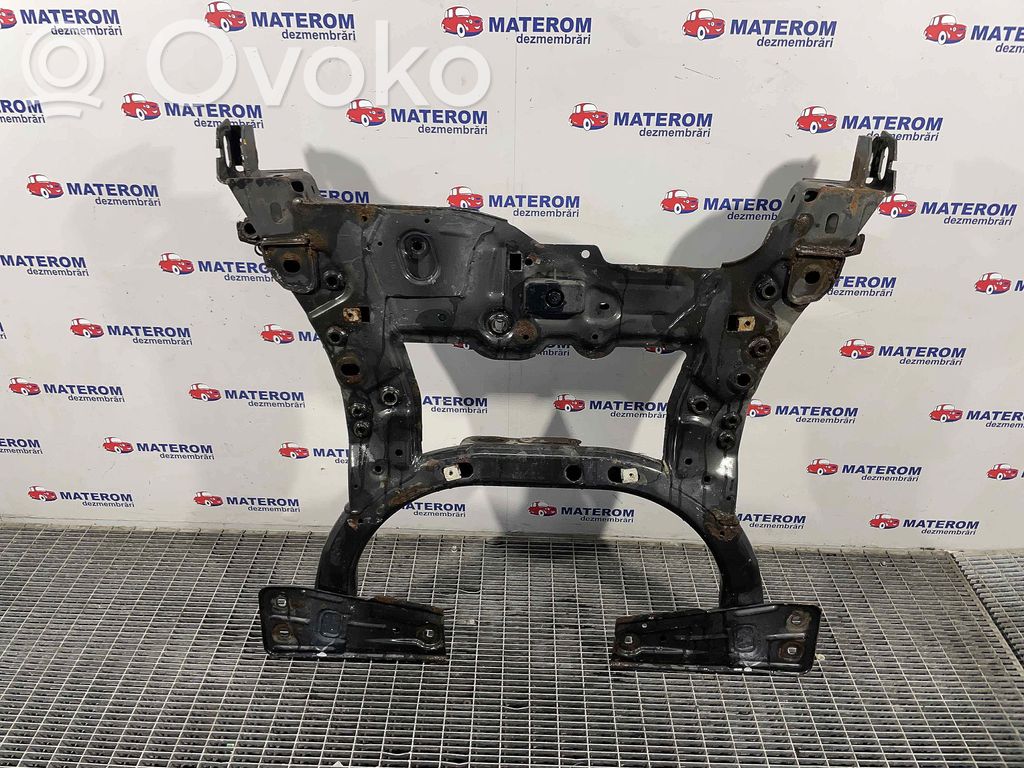 Mercedes-Benz A W176 Sottotelaio anteriore 