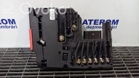 Mercedes-Benz E W212 Fusible del relé de la batería