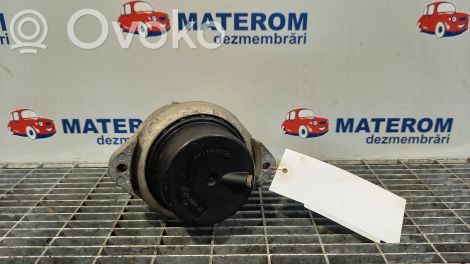 Moottorin kiinnikekorvake   22116773742