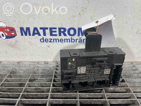 Skoda Octavia Mk3 (5E) Door control unit/module 