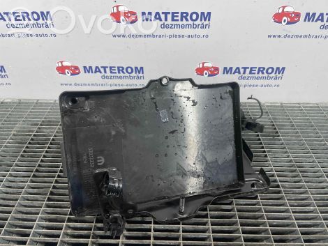 Fiat Tipo Akun kiinnike