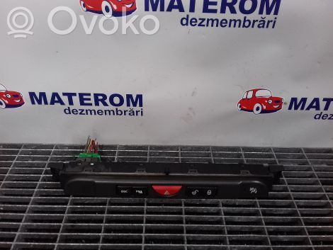 Land Rover Discovery 3 - LR3 Botón interruptor de luz de peligro 