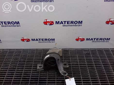 Fiat Panda II Engine mount bracket