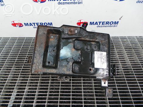 Hyundai Tucson JM Staffa di montaggio della batteria 