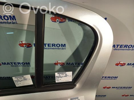 Opel Corsa D Vitre de fenêtre porte arrière 