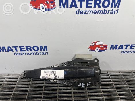 Opel Astra J Front door exterior handle 