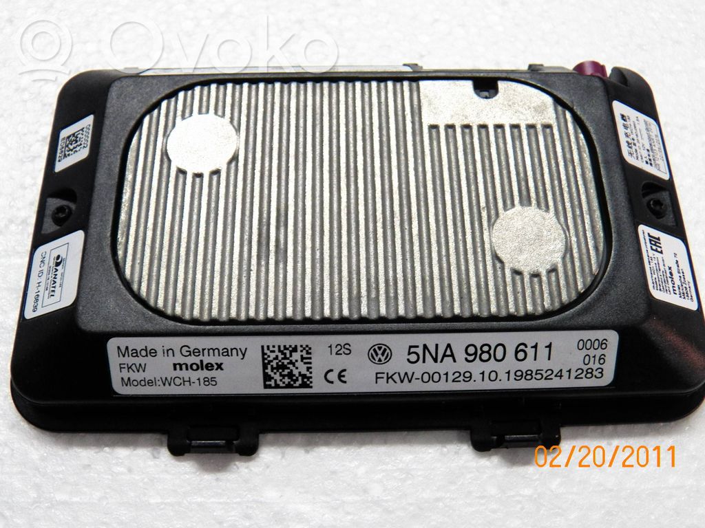 Volkswagen Golf VIII Wireless charging module 