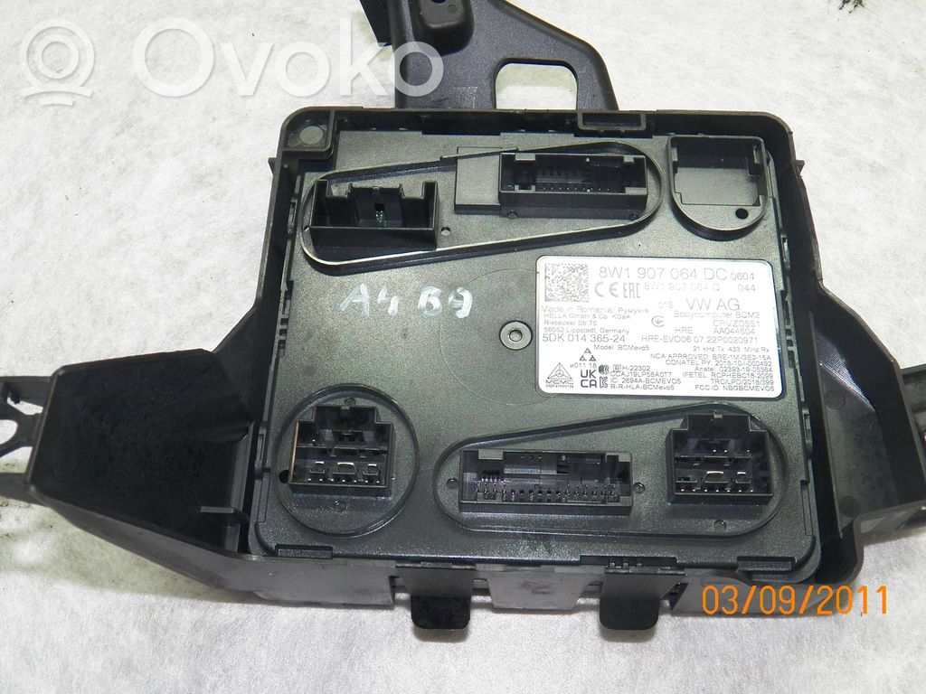 Audi A4 S4 B9 8W Sterownik / Moduł komfortu 